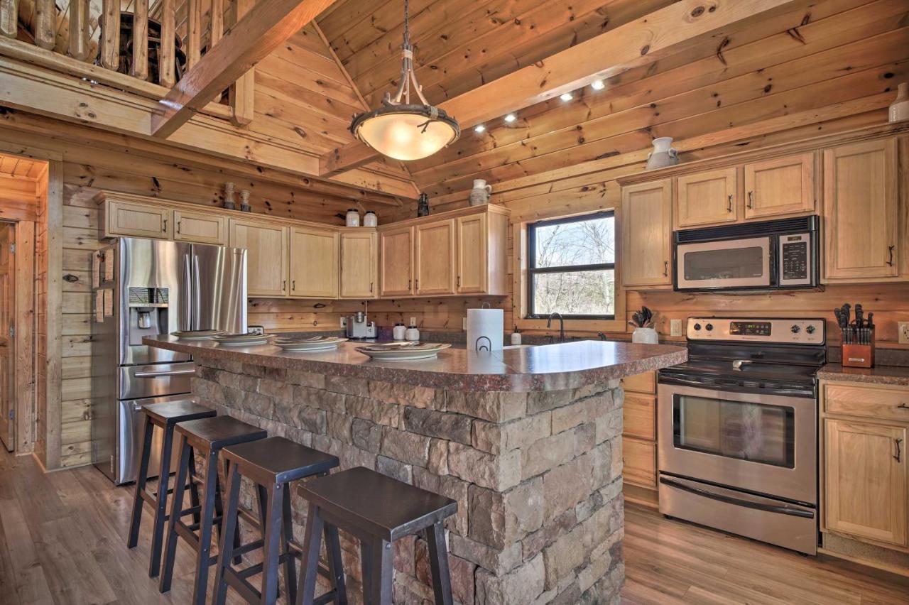 Hatcher Mtn Retreat Sevierville Cabin With Hot Tub! Esterno foto