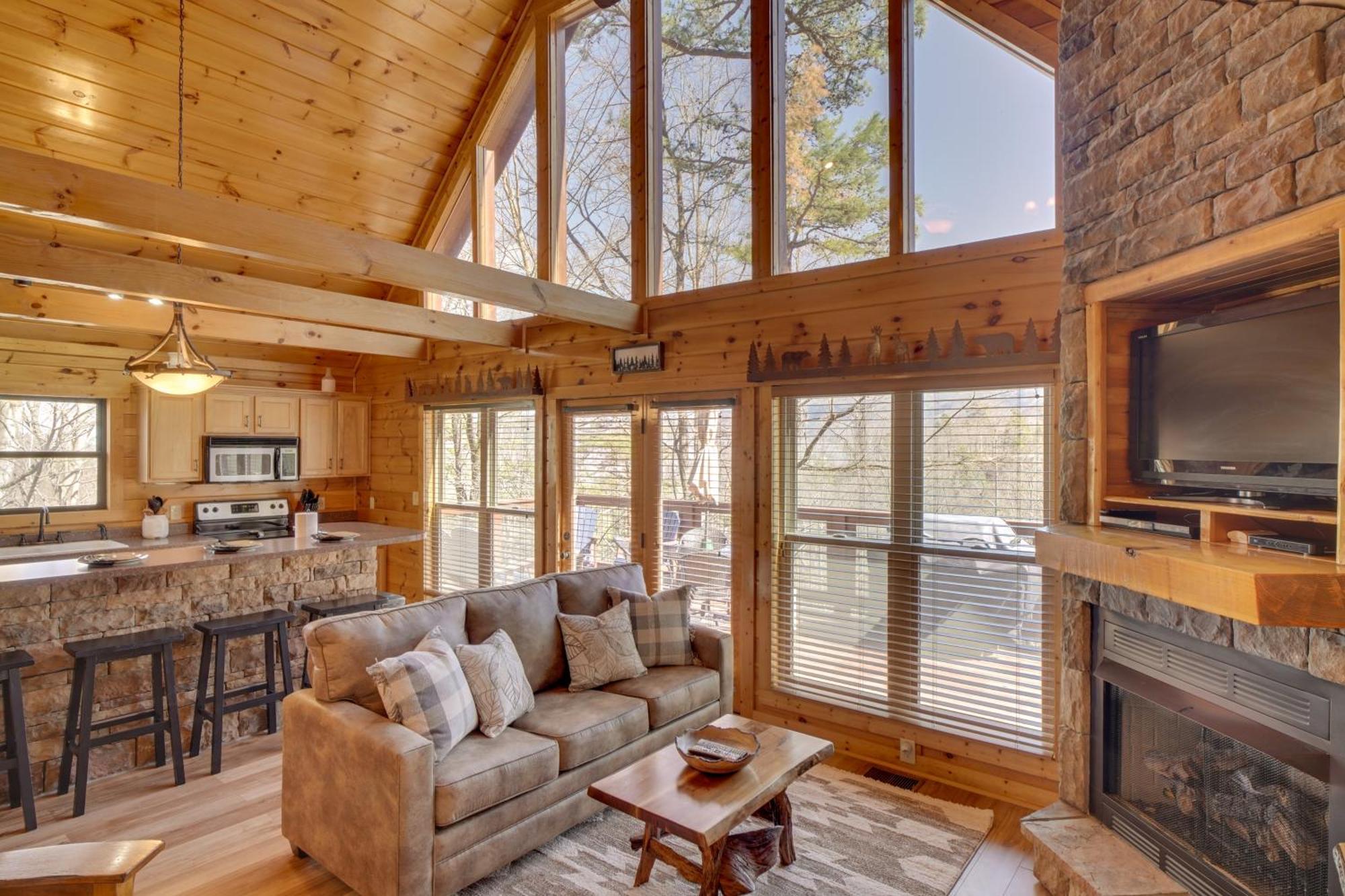 Hatcher Mtn Retreat Sevierville Cabin With Hot Tub! Esterno foto