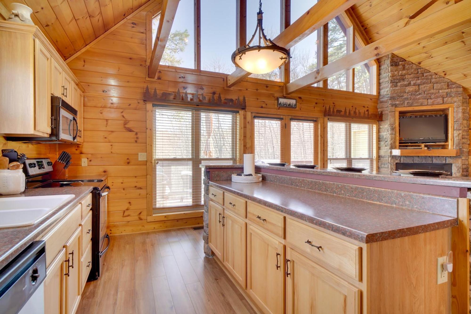 Hatcher Mtn Retreat Sevierville Cabin With Hot Tub! Esterno foto